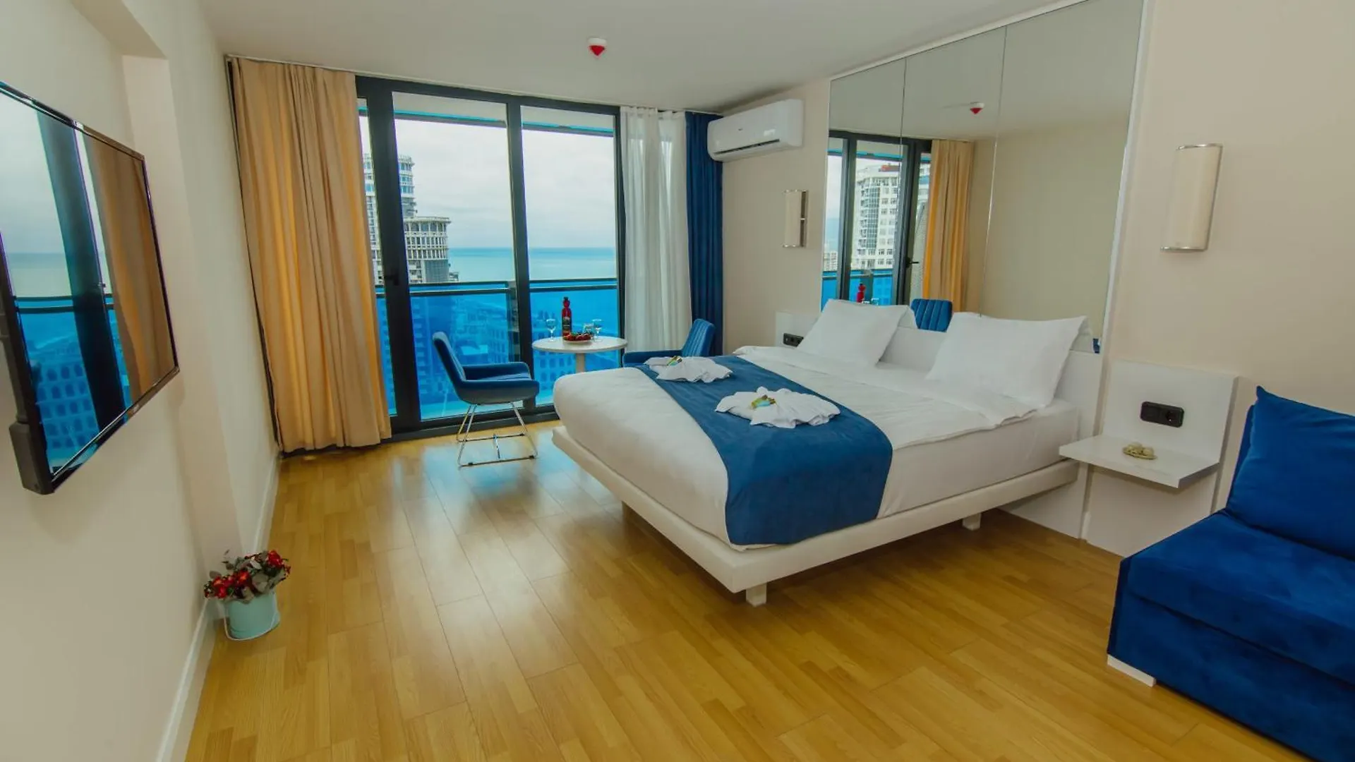 City Hotel Batumi Sea View