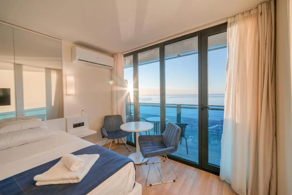 City Hotel Batumi Sea View